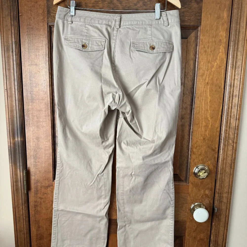 Dockers pants khaki